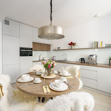 Apartamenty Lighthouse - Kasprowicza 100 코워브제크 외부 사진