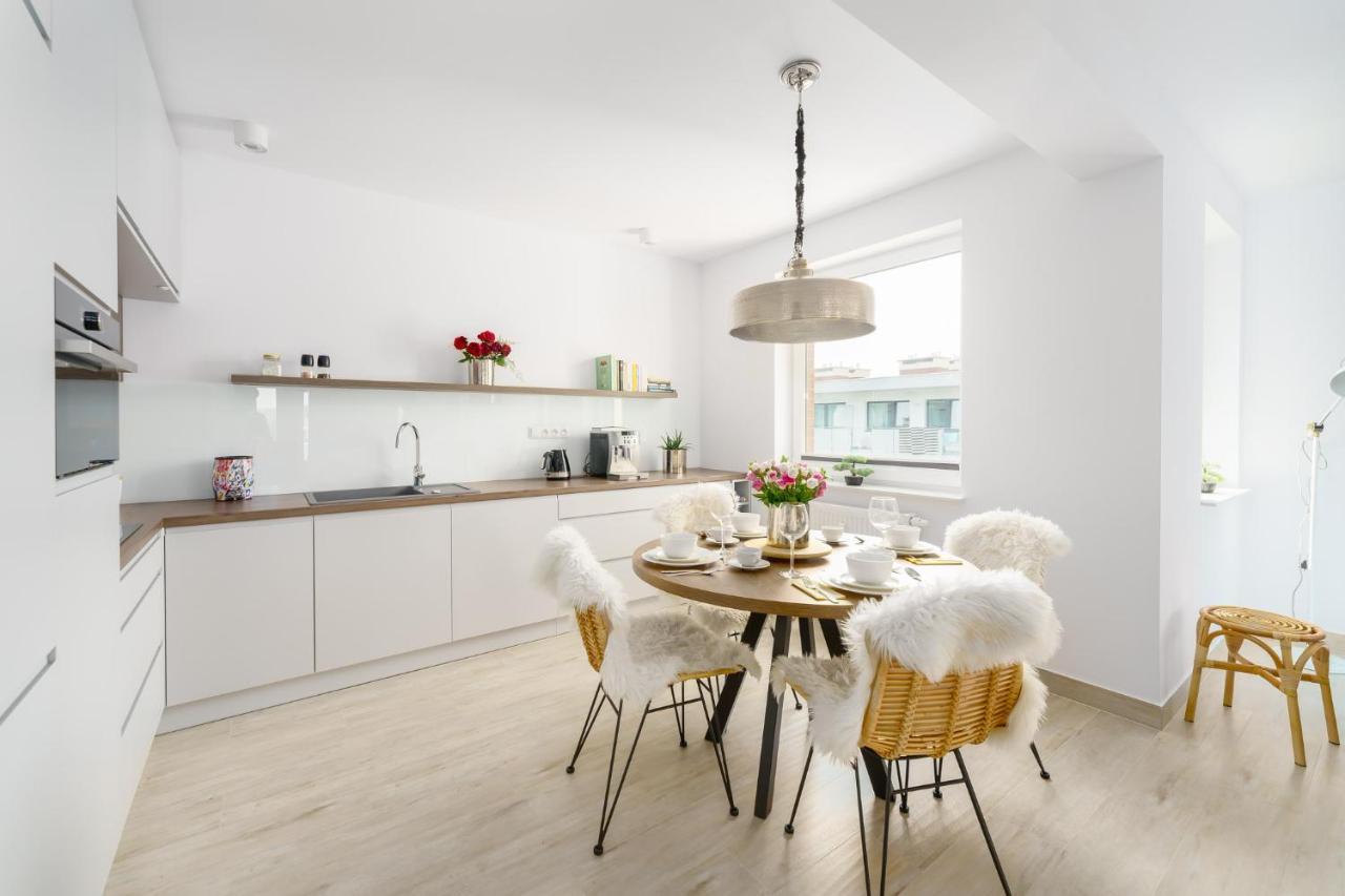 Apartamenty Lighthouse - Kasprowicza 100 코워브제크 외부 사진
